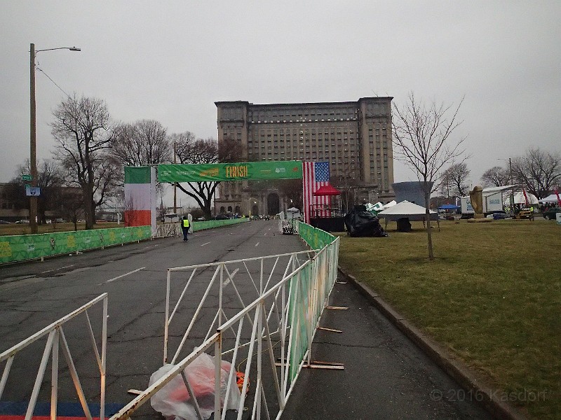 2016-03 Corktown St Pats Day 100.JPG - 2016 Corktown Saint Patricks Day Race.The "Dublin Double" is running both the 1 Mile followed by the 5K.